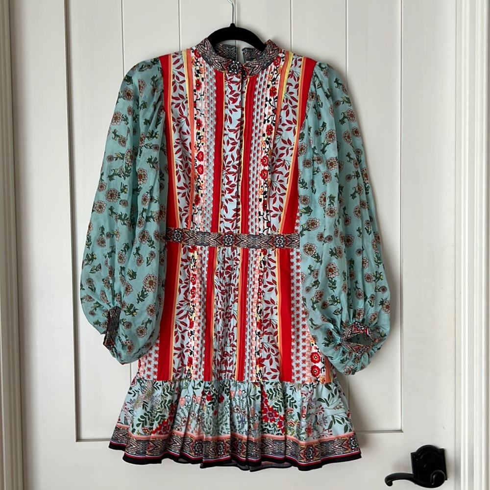 Super cute Alice Olivia dress never worn brand new with tags